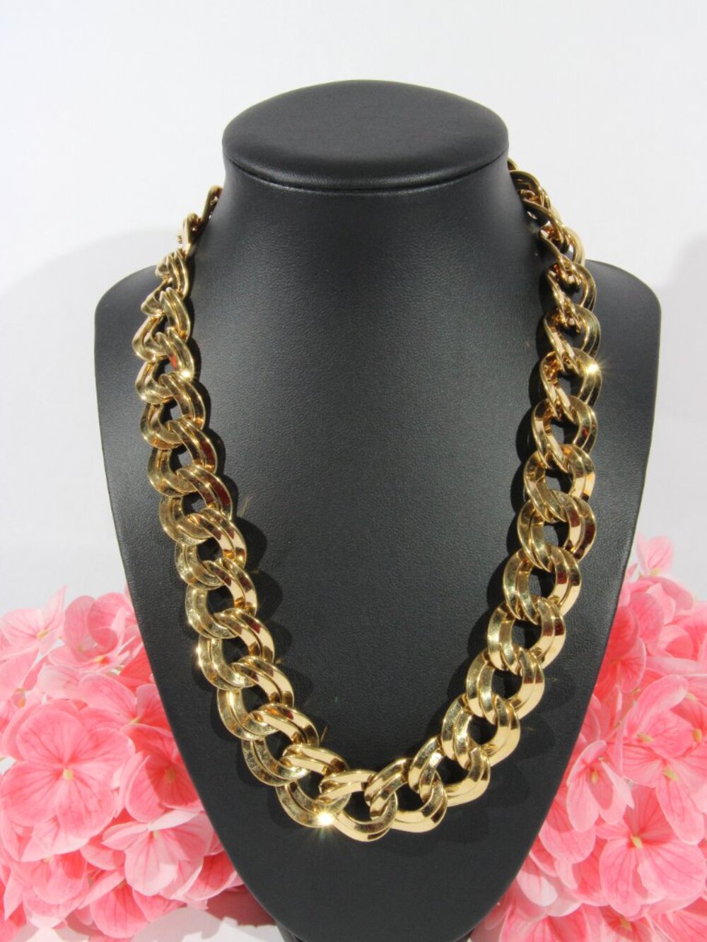Vintage Monet Gold Tone Double Link Chain Necklace - Picture 3 of 8